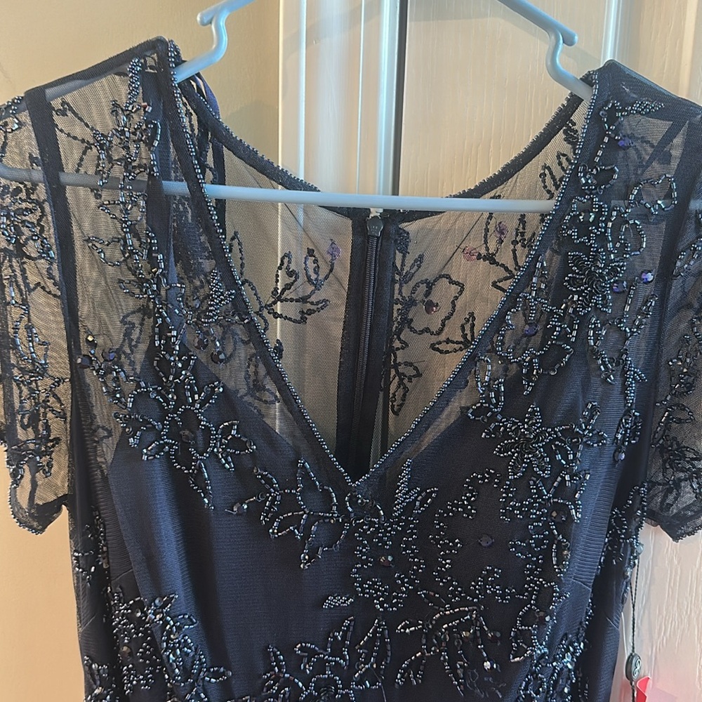 Elegant Adrianna Papell Navy Evening Gown. New with tags - Picture 6 of 8